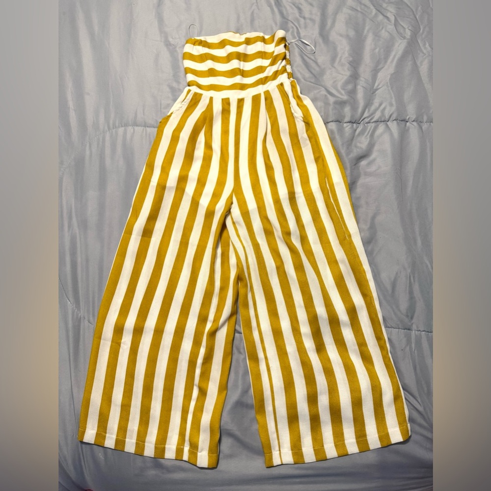 Petal Raz Wide-Leg Yellow and White Striped Jumpsuit. (Small).Worn once.